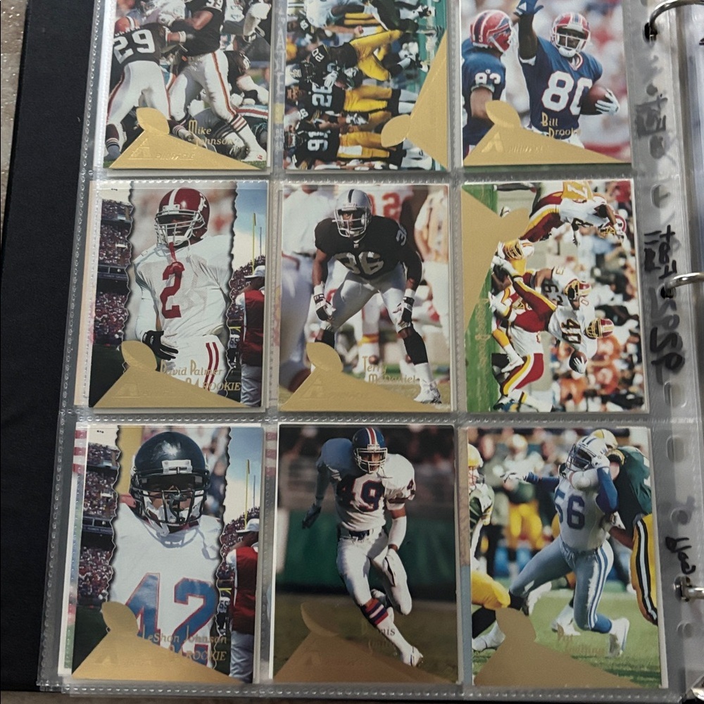 Lot  of 196 -Cards Black Binder of Mix Sport Cards - Picture 7 of 15